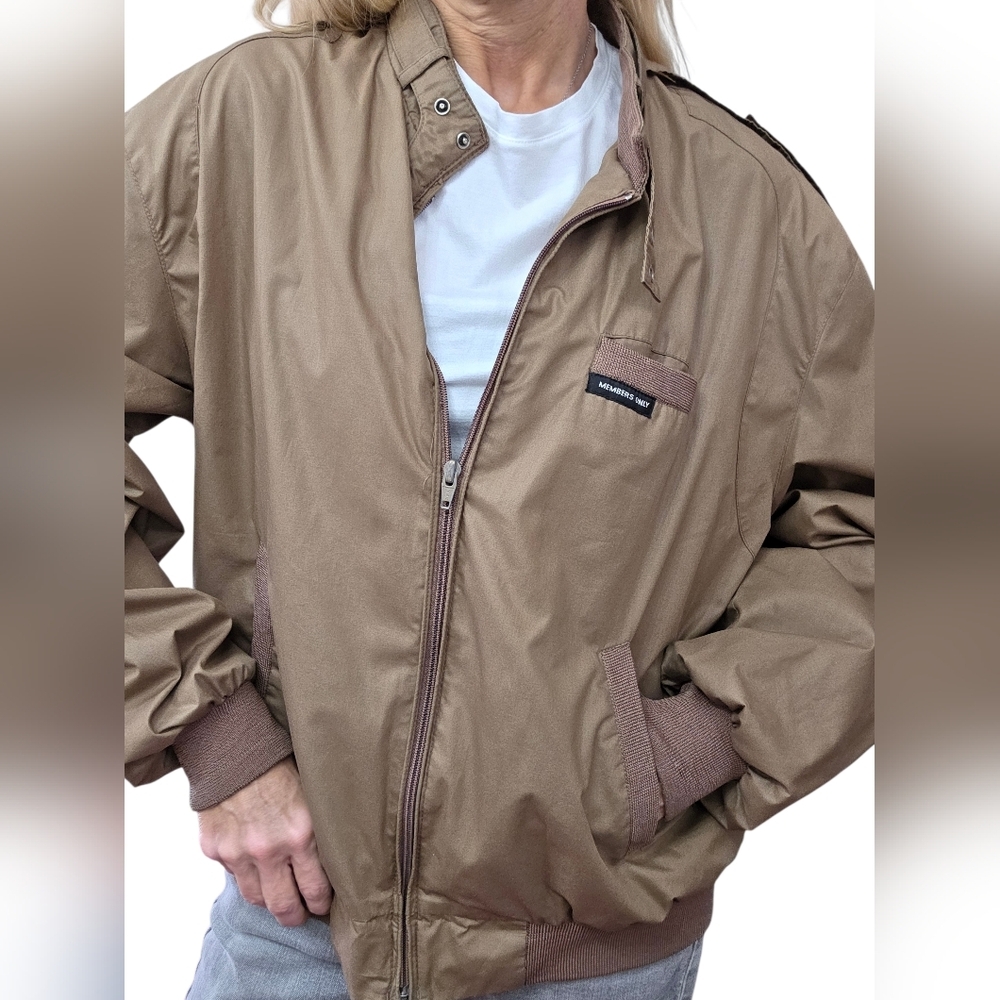 Vintage 80s Members Only Bomber Jacket Tan Zip Front Racer Jacket Size 46 Large